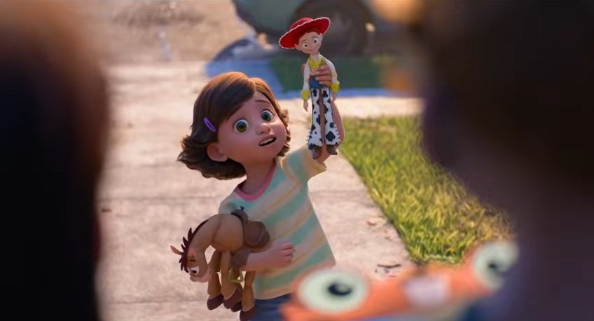 Bonnie se sente envergonhada por ainda brincar com brinquedos em cena de Toy Story 5.