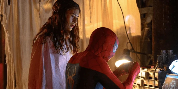 Peter Parker e MJ conversam em uma cena de Homem-Aranha: Um Novo Dia