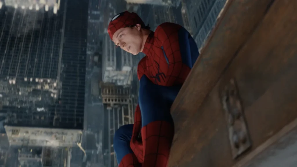 Tom Holland como Homem-Aranha em cena do filme Homem-Aranha: Um Novo Dia